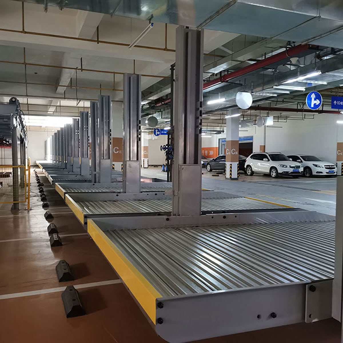 鄉(xiāng)城升降橫移機械式停車位過規(guī)劃